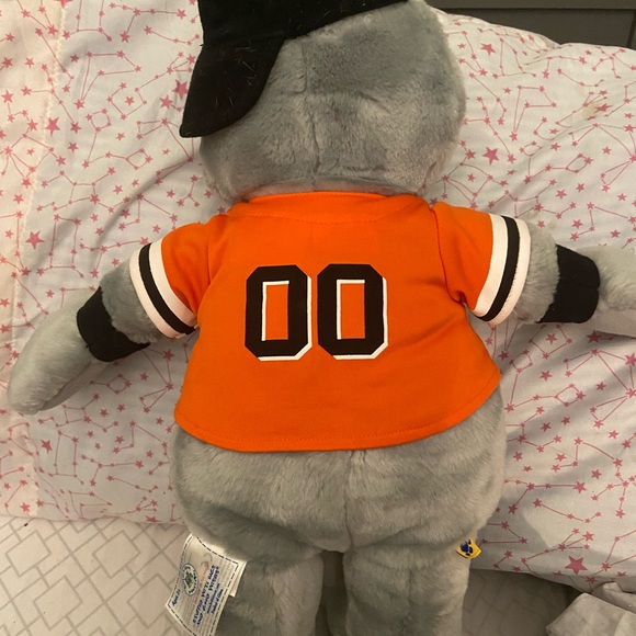 And all original Giants build the bear seal from St. Louis Galleria mall - Picture 2 of 6